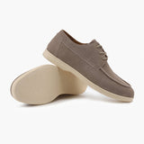 Scarpa Premium in Pelle Scamosciata con Lacci